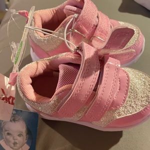 Toddler Gerber sneakers